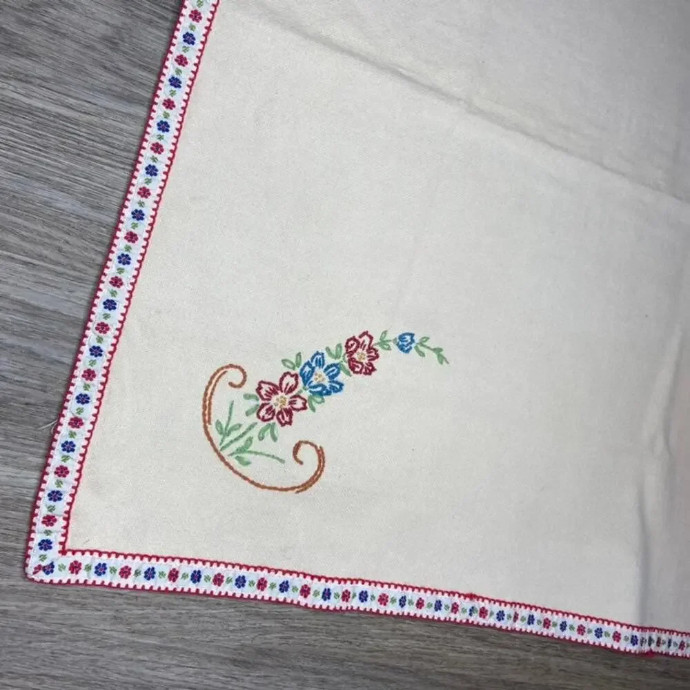 Vintage Embroidered Canvas Retro Tablecloth